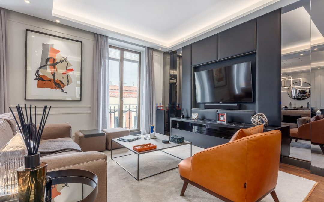 ¿Por qué comprar una casa sobre plano? FV Broker Inmobiliario indica que es una buena oportunidad para adquirir algo nuevo y de forma más económica.