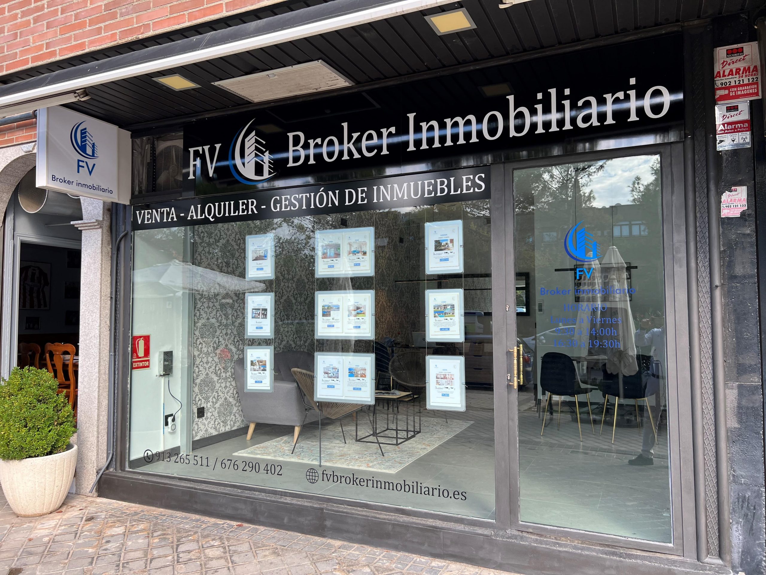 ¿Cómo elegir una agencia inmobiliaria Pozuelo de Alarcón? Acuda a FV Broker Inmobiliario para recibir el mejor servicio de gestión inmobiliaria.